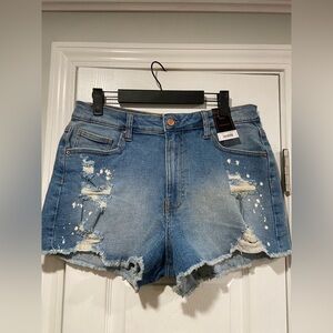 NWT No Boundaries Size 11 Cotton Stretch Super High Rise Curvy Mom Jean Shorts